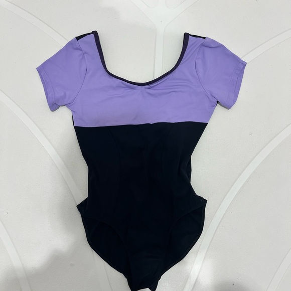 Ballet Rosa Leo - Picture 1 of 5